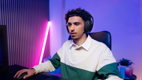 Logitech G 981-001562 headphones/headset Wireless Bluetooth Black