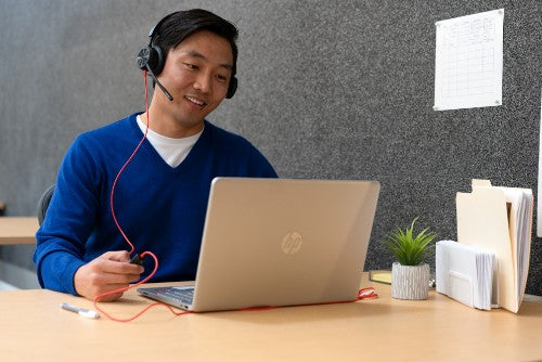 Poly Blackwire 8225 Headset +USB-C/A Adapter TAA