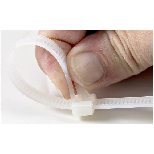 StarTech.com CBMZTRB10 cable tie Releasable cable tie Nylon, Plastic White 100 pc(s)