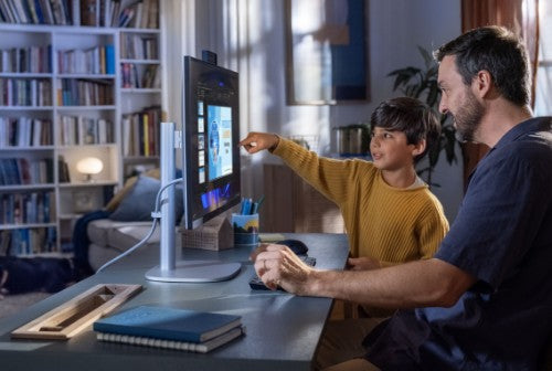 HP EliteStudio 8 All-in-One G1i 23.8 inch Desktop AI PC Wolf Pro Security Edition