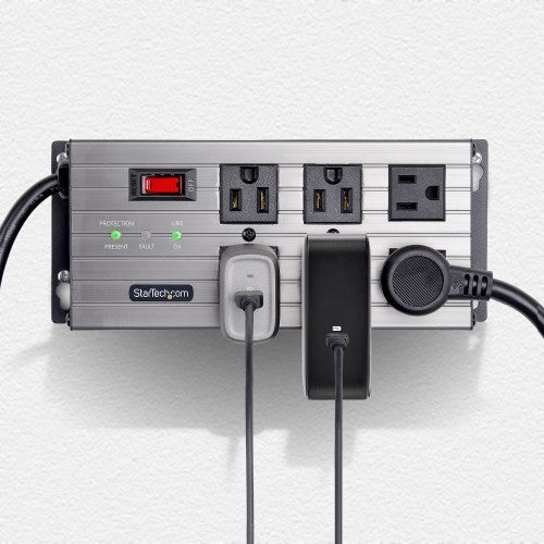 StarTech.com 1014GCN-WALL-CHARGER mobile device charger Universal Black AC Fast charging Indoor