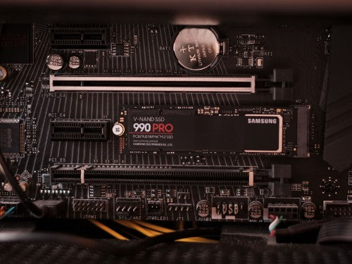 Samsung 990 PRO 2 TB M.2 PCI Express 4.0 NVMe V-NAND MLC